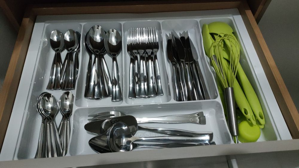 Cozinha Compacta Nesher Nobreza 210cm 7 Portas 2 Gavetas peças