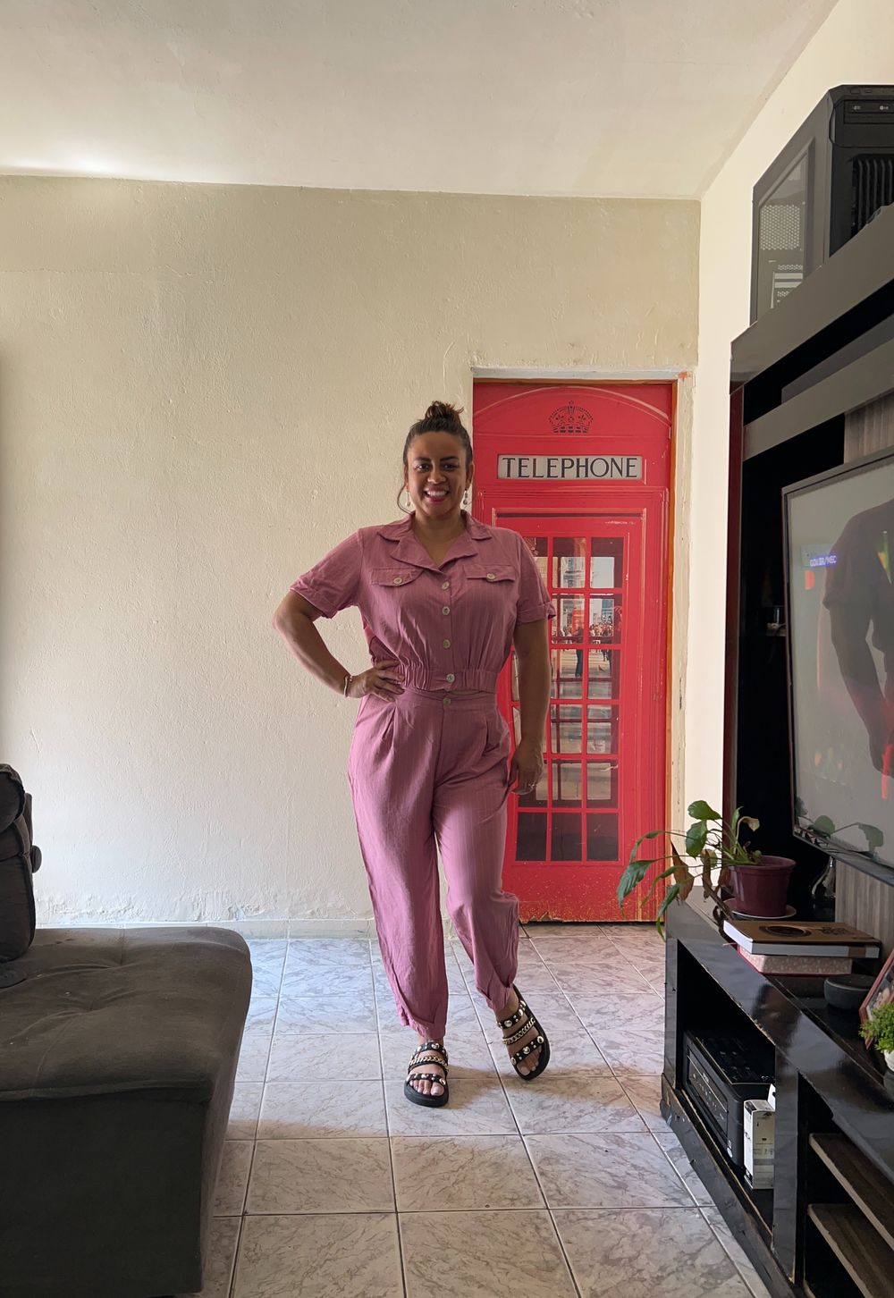 Conjunto Alfaiataria de Calça Cenoura e Blusa Manga Italiana Rosé
