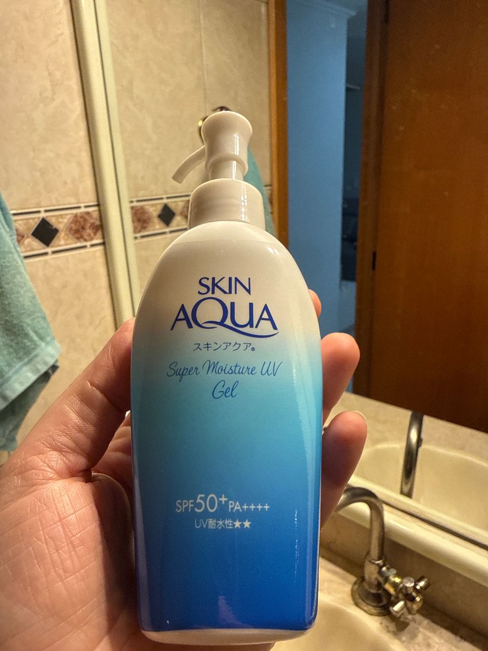 Skin Aqua Protetor Solar Super Moisture Gel PUMP 140g - Rohto
