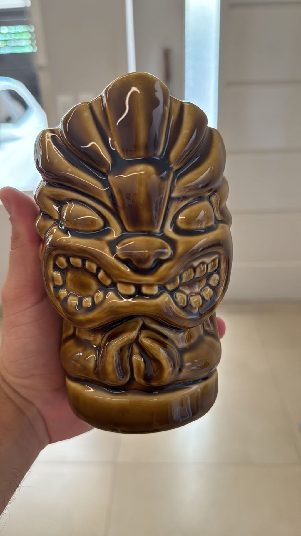 Copo Tiki Mug Aloha Hands Grande 850 ml Cerâmica