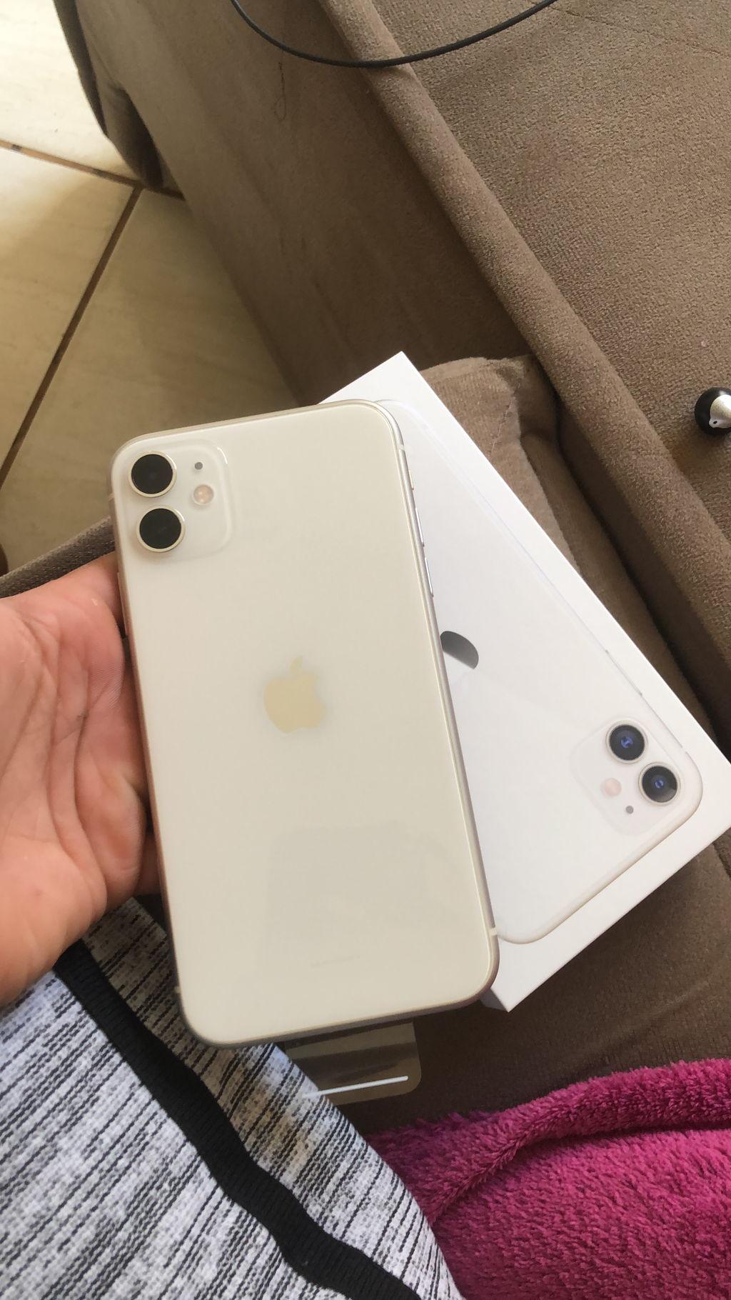 iPhone 11 Apple 128GB Branco Tela de 6,1”, | Casas Bahia