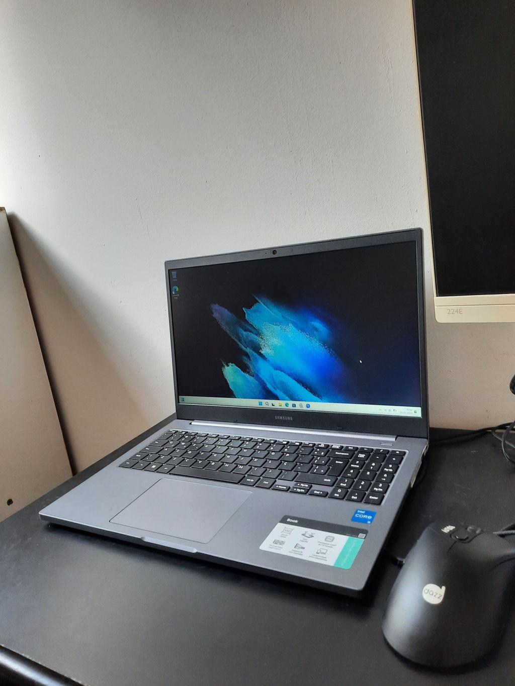 Notebook Samsung Intel Core i5 8GB | Extra