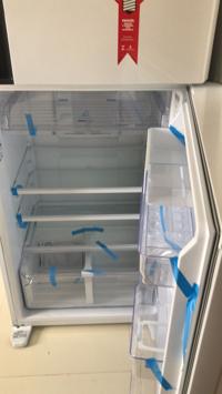 Geladeira Electrolux Frost Free TF55 com Prateleira | Extra